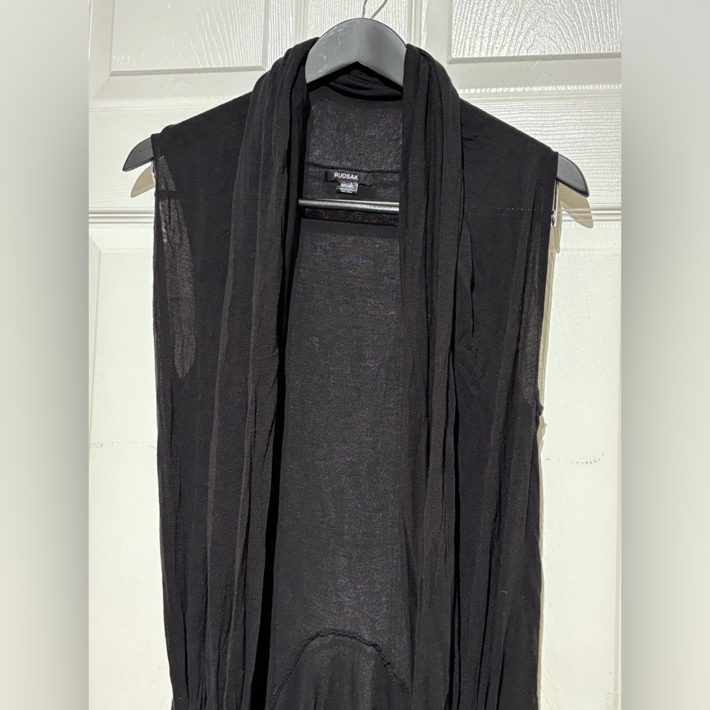 RUDSAK Black Sleeveless Cardigan - Picture 9 of 14